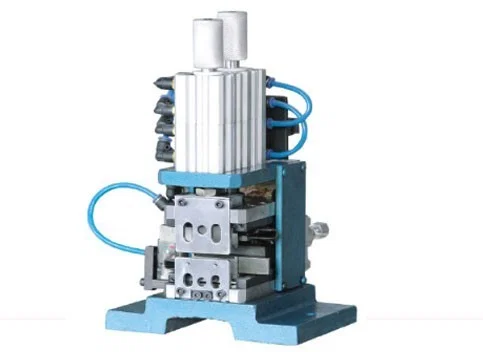 Vertical Pneumaattinen Langan kuorintakone WPM-4F - Monisäikeinen langan kuorinta ja kierto
